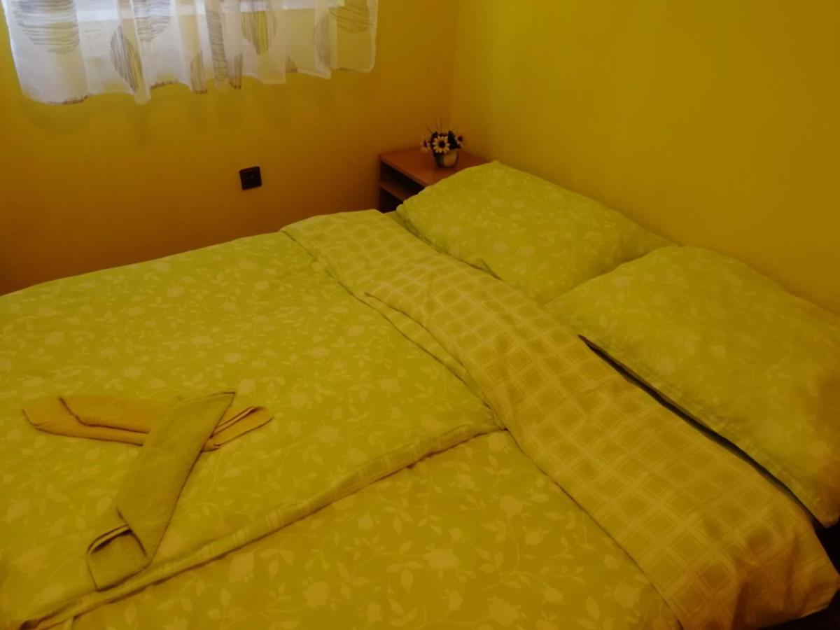 Chata Natasa Dedinky Bagian luar foto